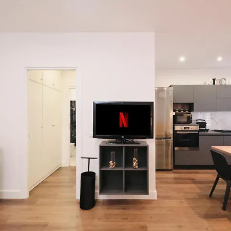Colosseo A 15 Minuti - Elegante In Centro Apartment *